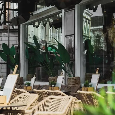 De La Bourse Szálloda 2*