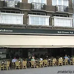 호텔 De La Bourse 2*