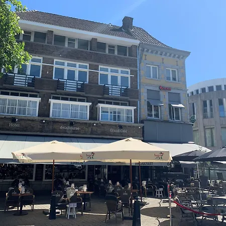 Hotel De La Bourse 2*