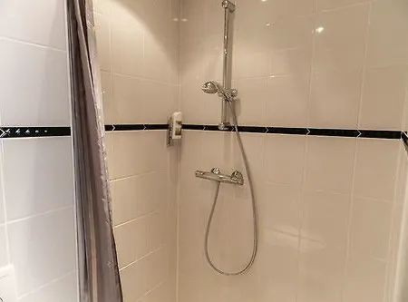 De La Bourse Hotel 2*