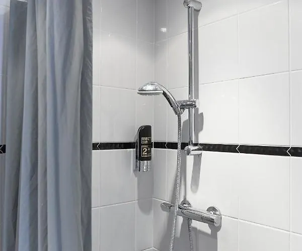 Hotel De La Bourse 2*