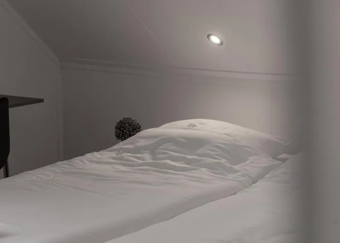 Hotel De La Bourse 2*