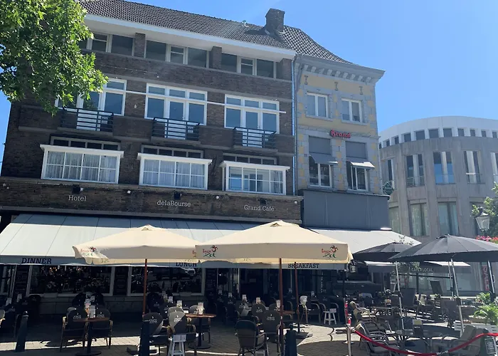 Otel De La Bourse 2*